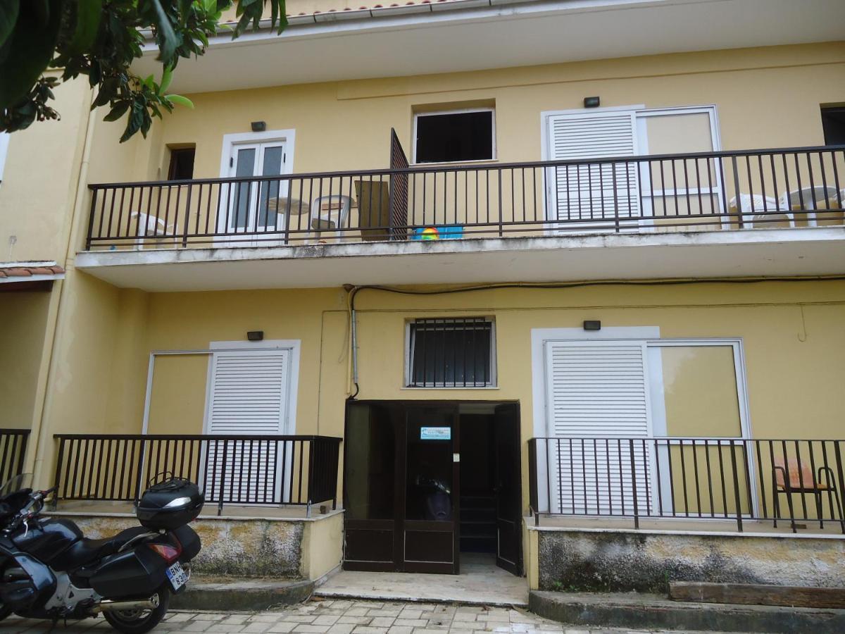 Acharavi Apartment Acharavi  Bagian luar foto